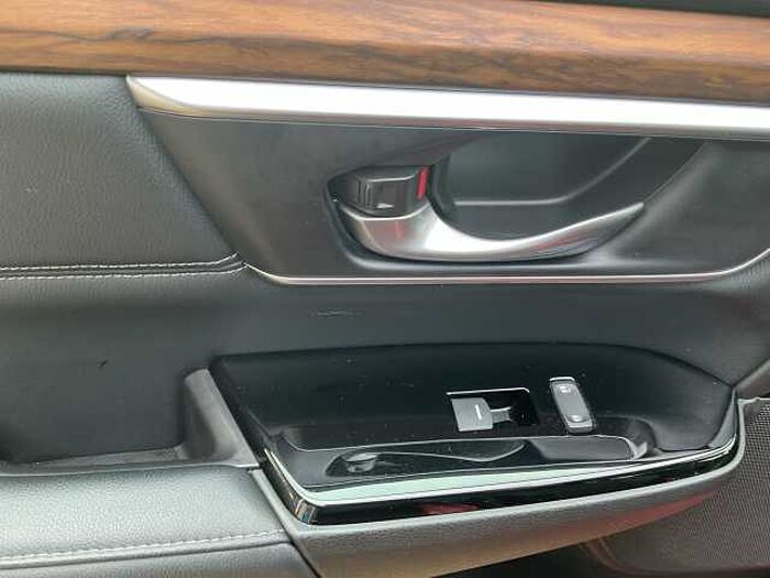 Honda CR-V Hybrid 2.0 i-MMD Hybrid SR 5dr eCVT 