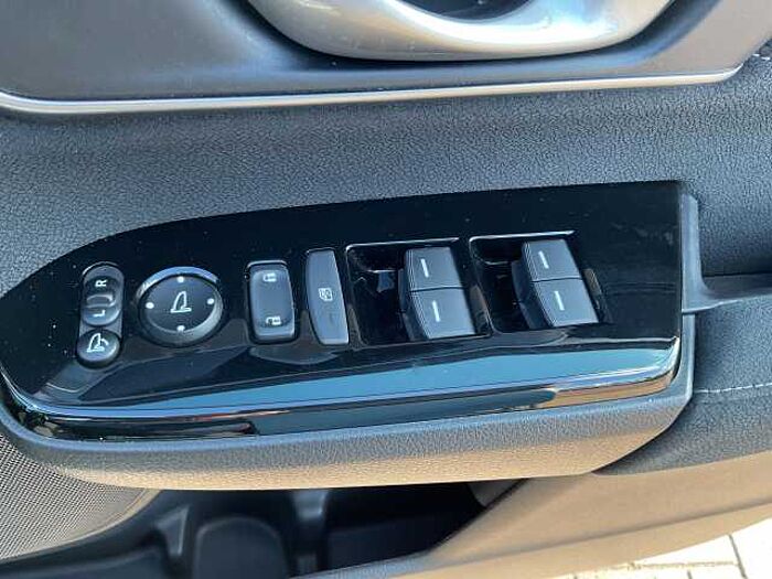 Honda CR-V Hybrid 2.0 i-MMD Hybrid SE 5dr eCVT 