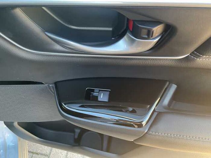 Honda CR-V Hybrid 2.0 i-MMD Hybrid SR 5dr eCVT 
