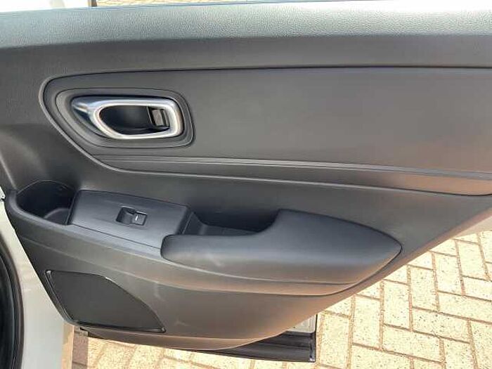 Honda HR-V Hybrid 1.5 eHEV Elegance 5dr CVT 